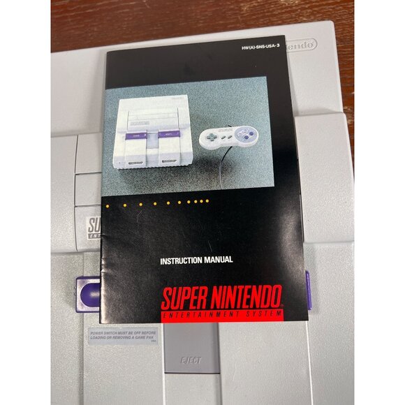 Super Nintendo Entertainment System Console Bundle W/ Controllers Games & Manual - Picture 4 of 14